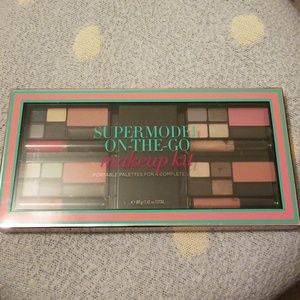 Victorias Secret Makeup kit